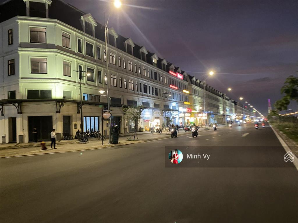Shophouse góc công viên song hành lakeview city hoàn thiện có thang máy đẹp, giá chỉ 45tr/th
