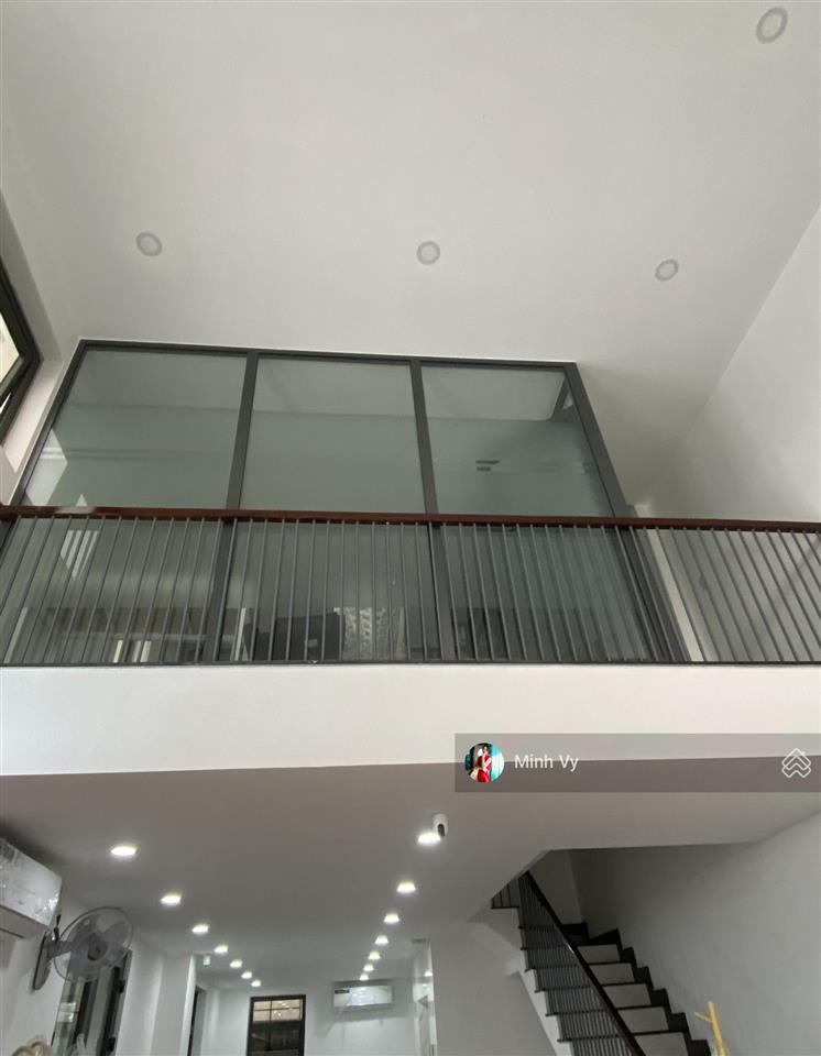 Shophouse góc 7x20m song hành lakeview city hoàn thiện có thang máy mới đẹp cho thuê chỉ 50tr/tháng