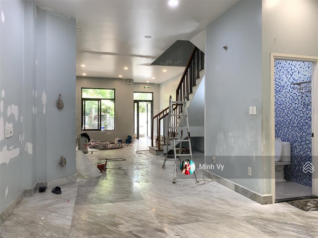 Nhà mới tinh cách hồ chỉ 50m 100m2 lakeview city cho thuê chỉ 30tr/tháng