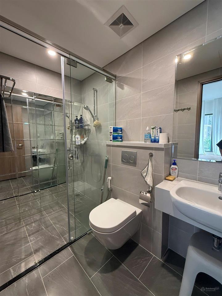 Bán 2pn 59m2 gh5 kế vincom hướng đông bắc cực mát giá 3ty199 bao hết thuế phí. rõ ràng không báo ảo