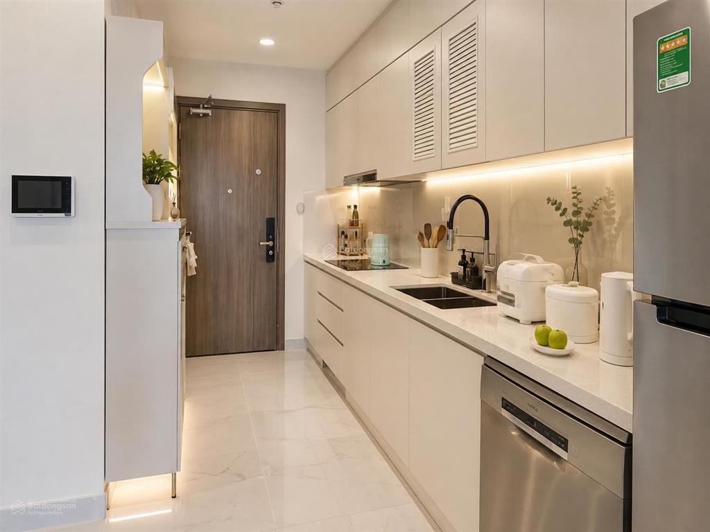 Bán 2pn 59m2 gh5 kế vincom hướng đông bắc cực mát giá 3ty199 bao hết thuế phí. rõ ràng không báo ảo