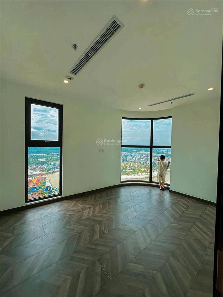 Bán 2 phòng ngủ the beverly view trực diện công viên 36ha giá 6 tỷ 199 bao hết thuế phí