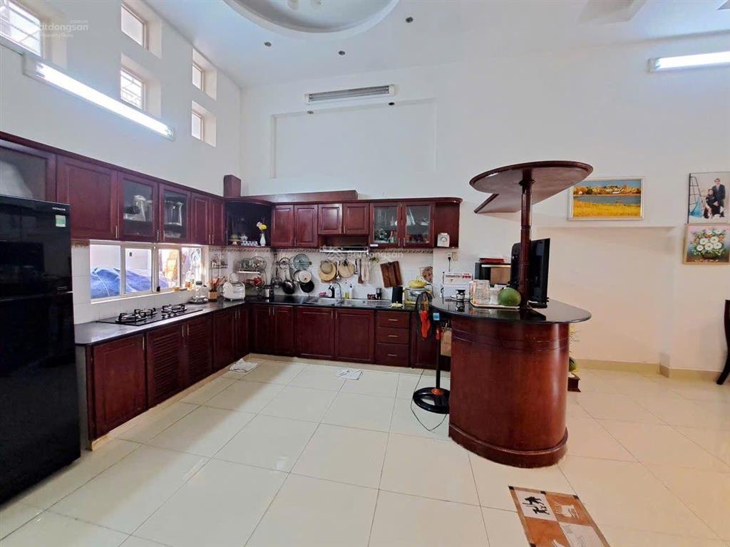 Cho thuê nhà khu cao cấp compound fideco thảo điền giáp sông sài gòn