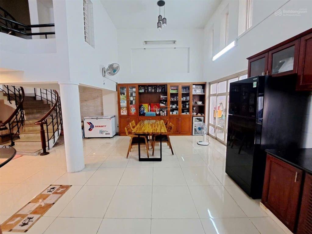 Cho thuê nhà khu cao cấp compound fideco thảo điền giáp sông sài gòn