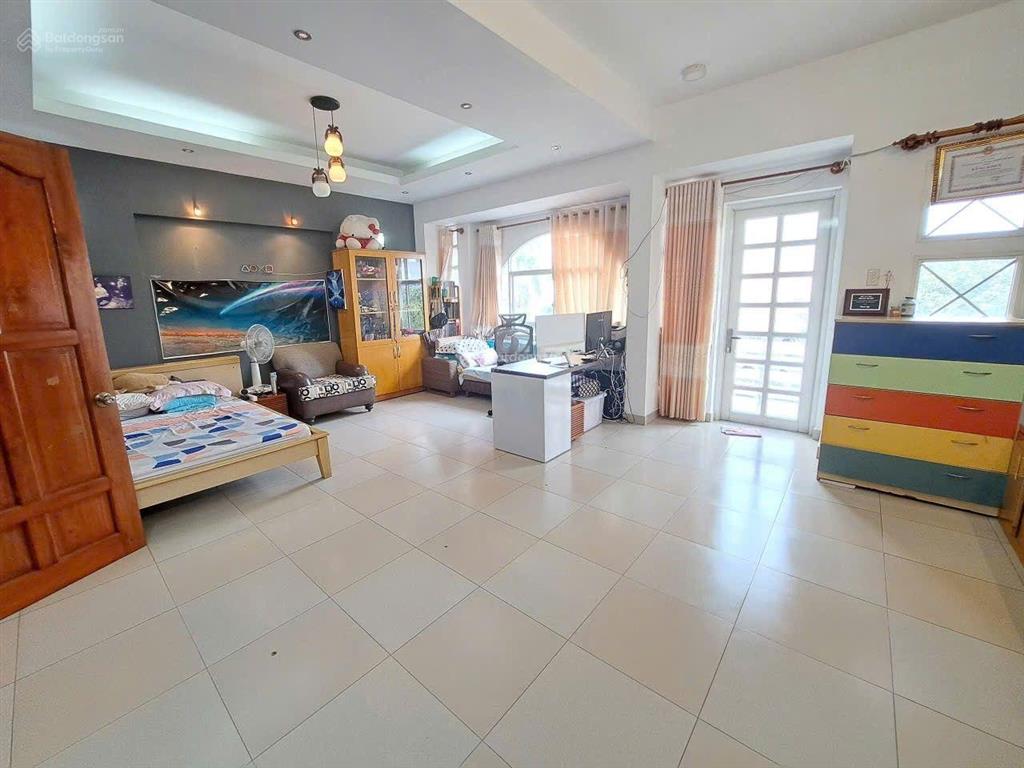 Cho thuê nhà khu cao cấp compound fideco thảo điền giáp sông sài gòn