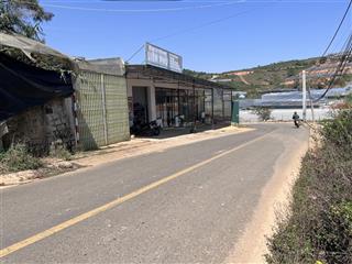 Bán nhanh đất phường langbiang 500m2 + 400m nhà tiền chế ,mặt tiền đường 30m