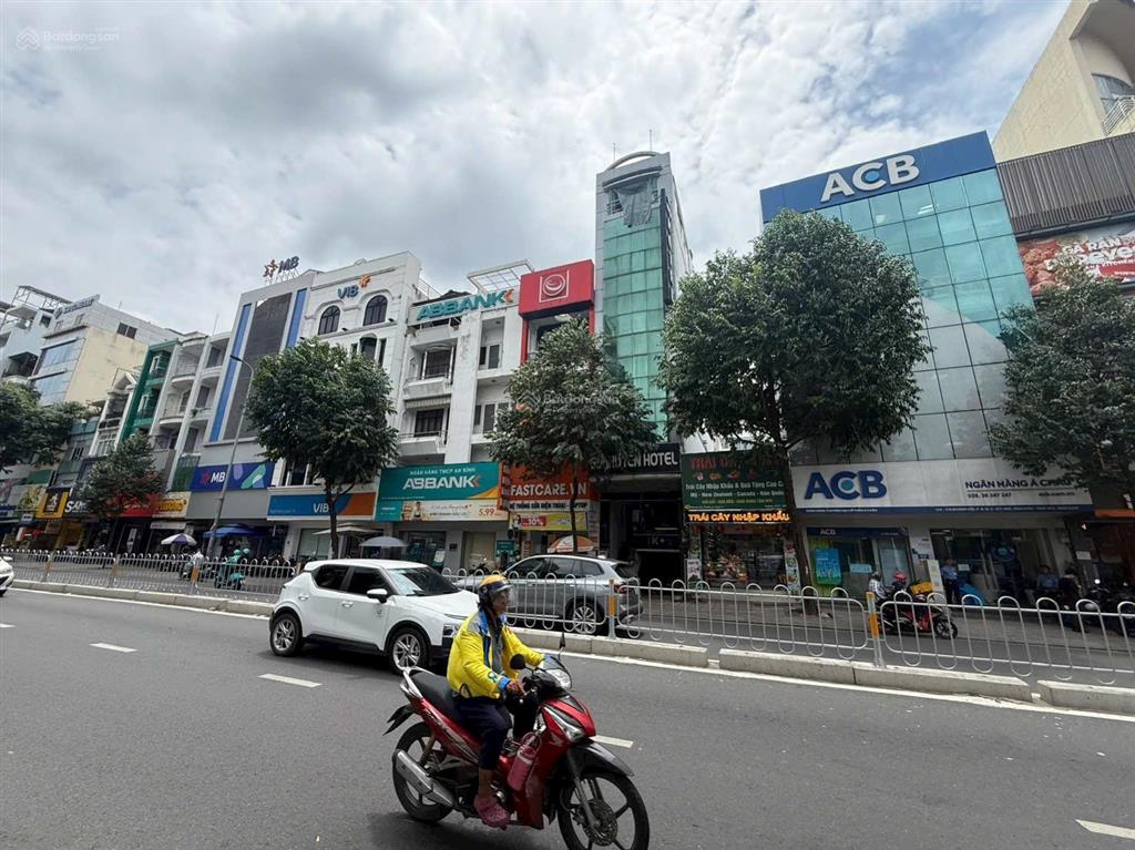 Bán hotel mặt tiền khánh hội chỉ 35 tỷ rõ ràng thông tin thật làm việc chính chủ (nổi bật bán)