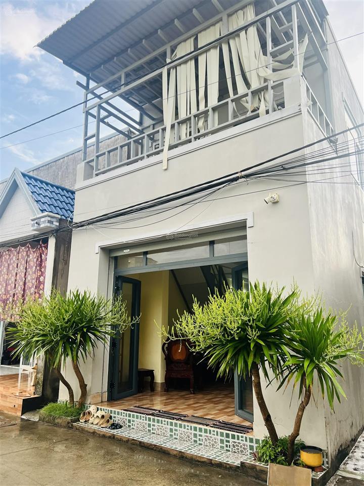 Cần bán nhà 1 trệt 1 lầu 60m2 nhà chỉ 1,3 tỷ hẻm xe hơi 16c và 2 xe tránh nhau qua lại được