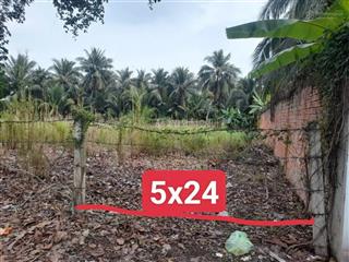 Cần bán 4 nền f0 đằng sau điện máy chợ lớn. xã bình phú. giá 390 triệu/ 117m2. 50 thổ cư, lộ oto