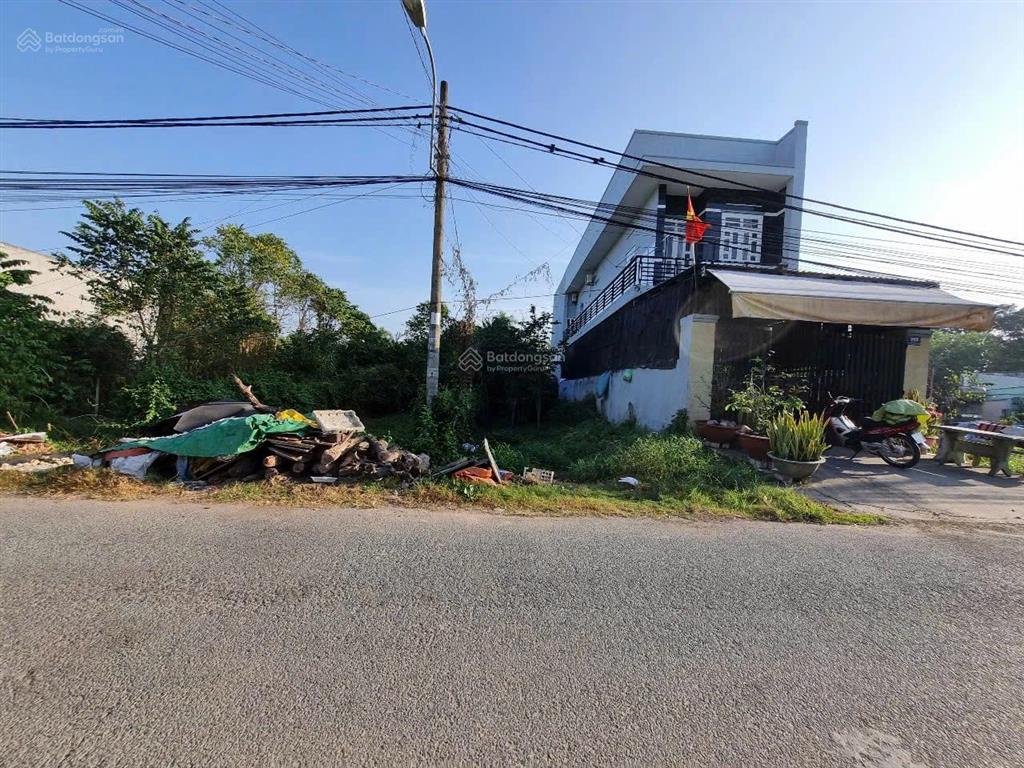 Đất nền cao rào phố hai bà trương nối dài. cách ao trường đua 300m. giá 530 triệu/ 91m2 thổ cư.