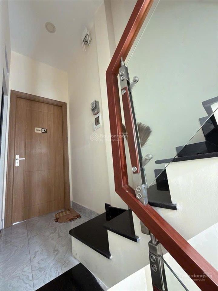 Bán nhà mặt tiền khu vĩnh khánh q4