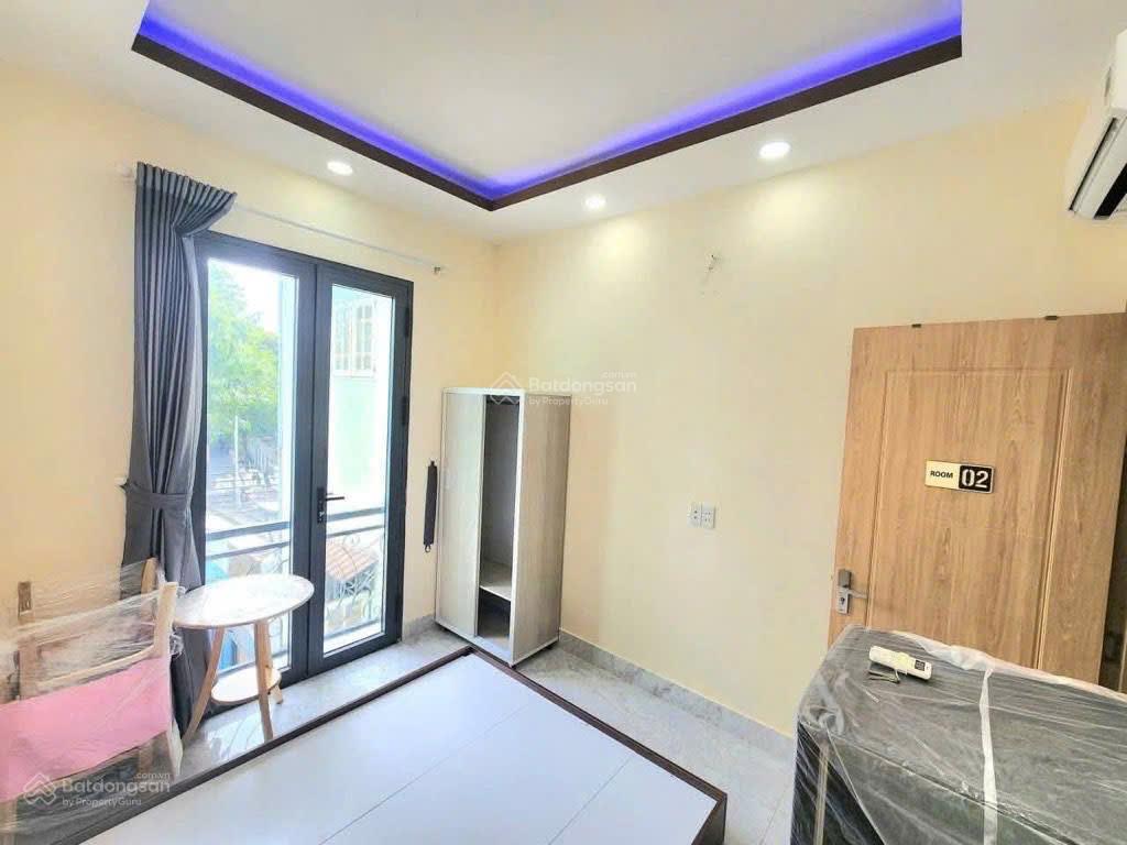Bán nhà mặt tiền khu vĩnh khánh q4