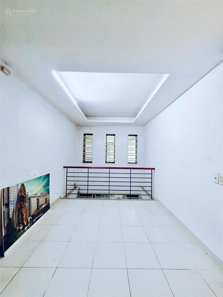 Giá tốt hiện tại trục đường tôn đản chỉ 3ty5