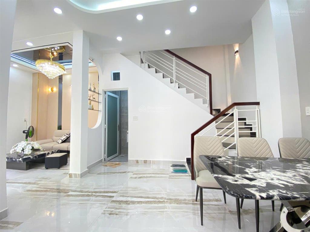 Mặt tiền âu dương lân, quận 8, ngang trên 6m