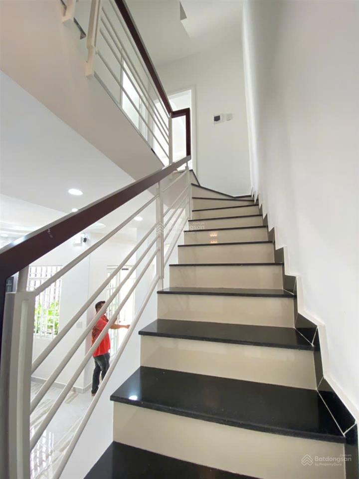 Mặt tiền âu dương lân, quận 8, ngang trên 6m
