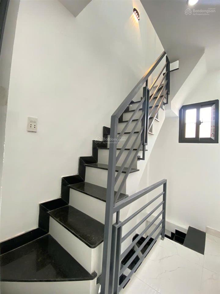 Nhà 4 tầng hoàng diệu chỉ hơn 2 tỷ