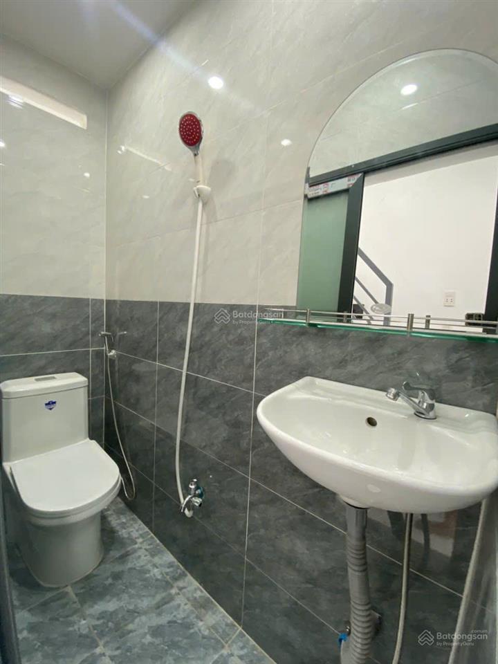Nhà 4 tầng hoàng diệu chỉ hơn 2 tỷ
