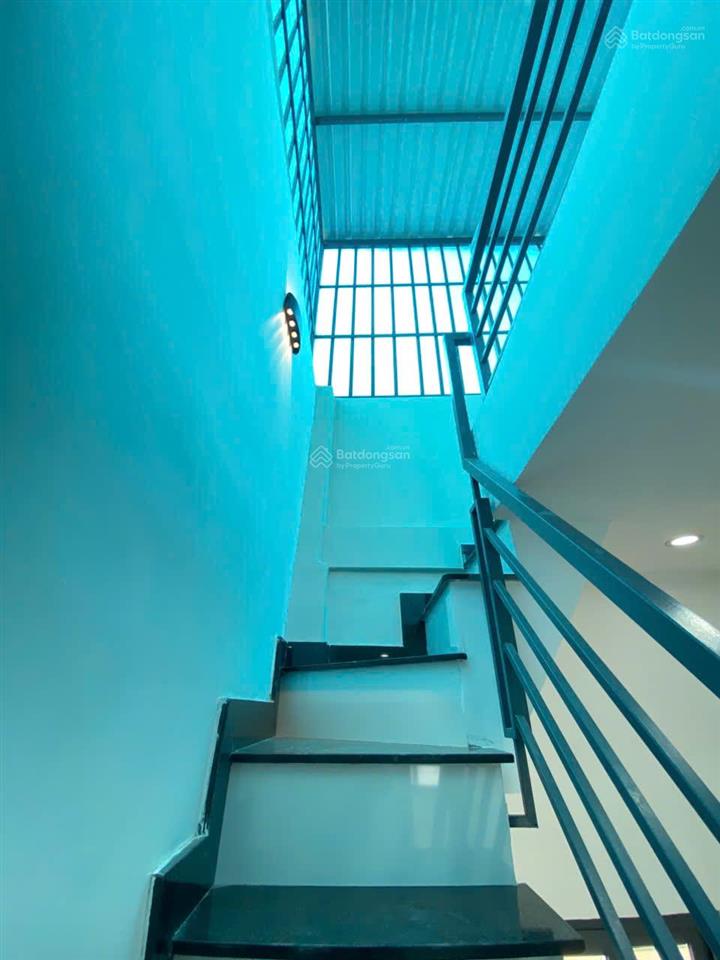 Nhà 4 tầng hoàng diệu chỉ hơn 2 tỷ
