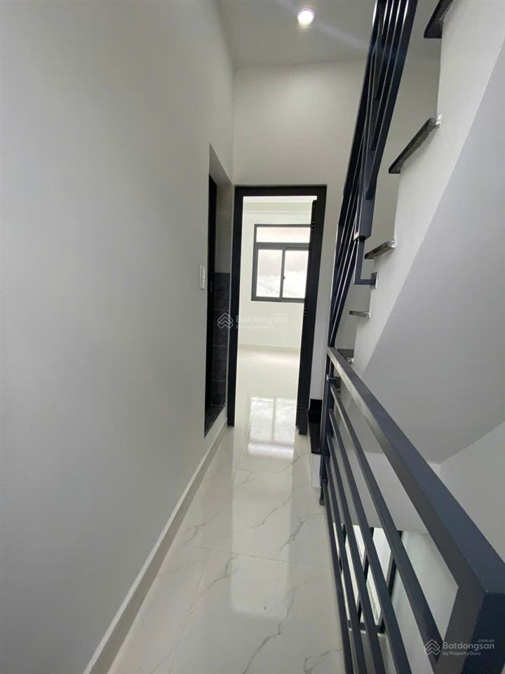 Nhà 4 tầng hoàng diệu chỉ hơn 2 tỷ