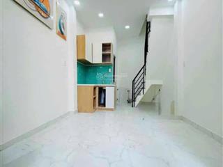 Nhà đúc 3 tầng khu vip p.3 q.8 giá 2,88 tỷ
