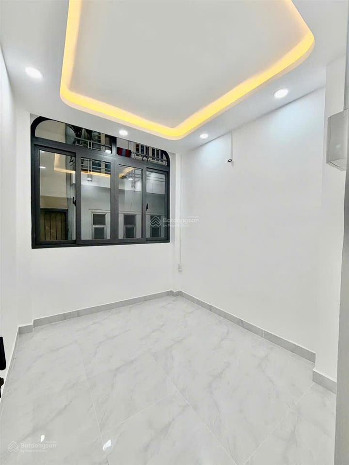 Bán nhà đẹp 03 tấm quận 4 khu dân cư hiện hữu