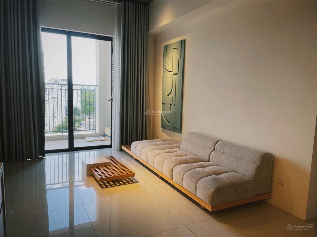Bán căn hộ swanbay 2 phòng ngủ, 65m2, giá bán 3 tỷ full thuế phí + 5% sổ có nội thất