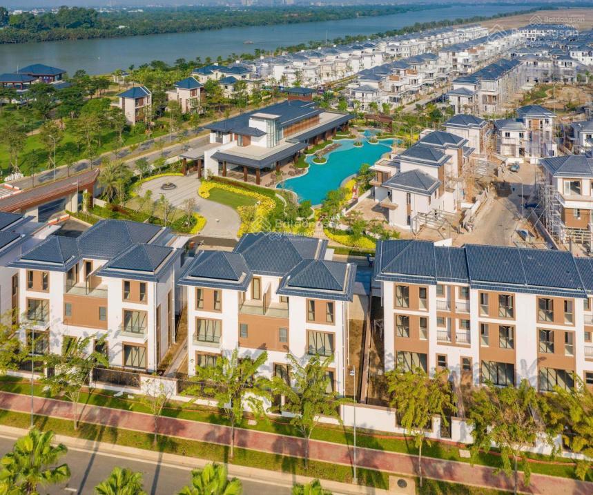 Hàng ngộp swanbay. nhà phố zone 8 dt 120m2 giá bán nhanh 8,5tỷ giá full thuế phí chuyển nhượng