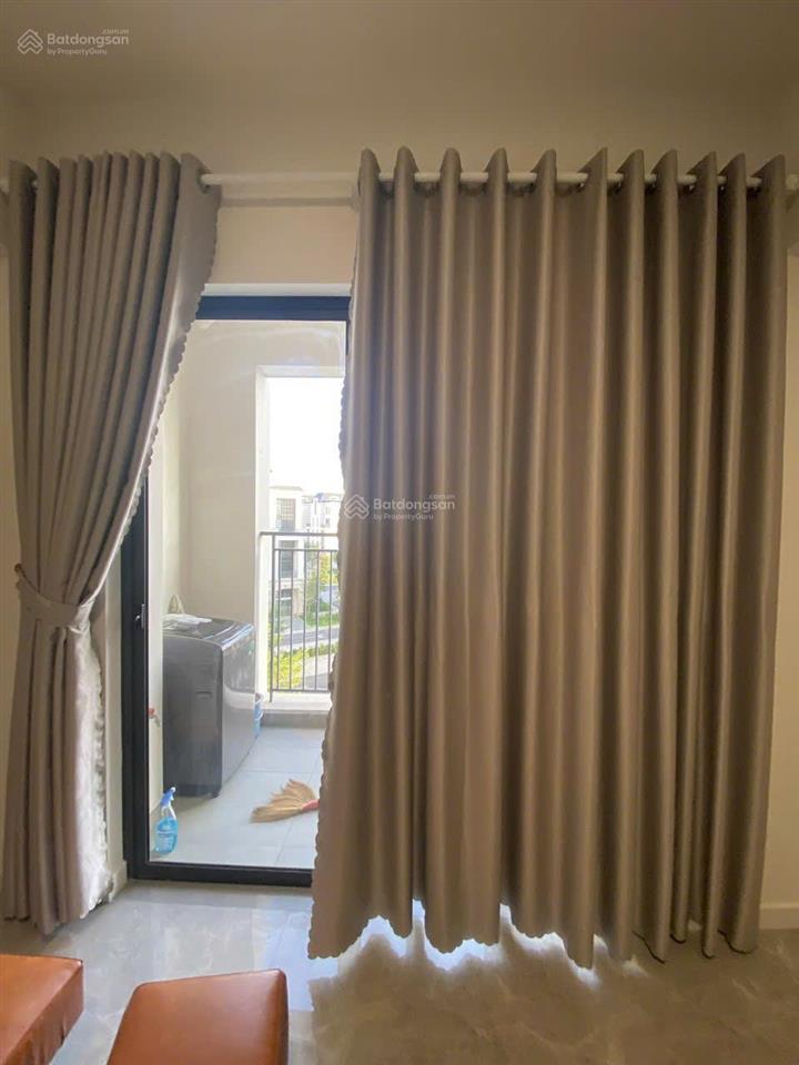 Cho thuê căn 1 phòng ngủ swanbay dt 48m2, giá 5,5 triệu bao gồm phí dịch vụ