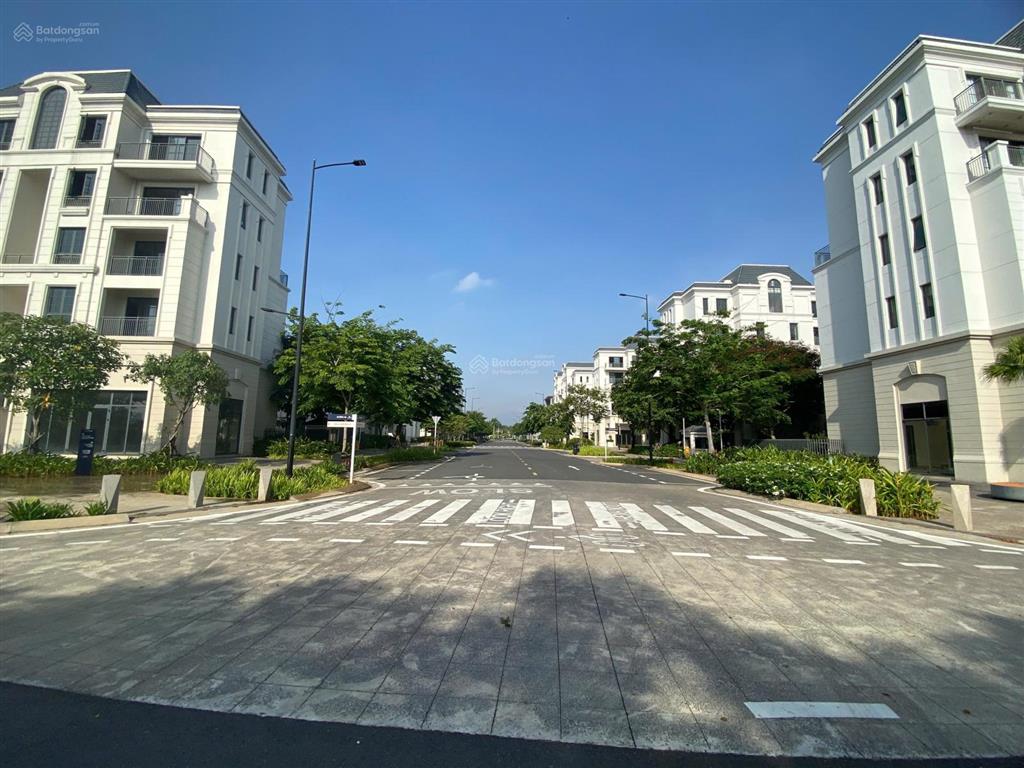 Cần tiền bán gấp shophouse dt 336m2 vị trí đẹp và giá tốt nhất dự án swanbay  chỉ 15,5 tỷ