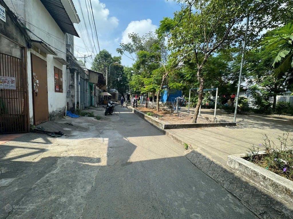 Khuôn đất ngang 8x19m khu phân lô biệt thự gần khu 38ha phan văn hớn