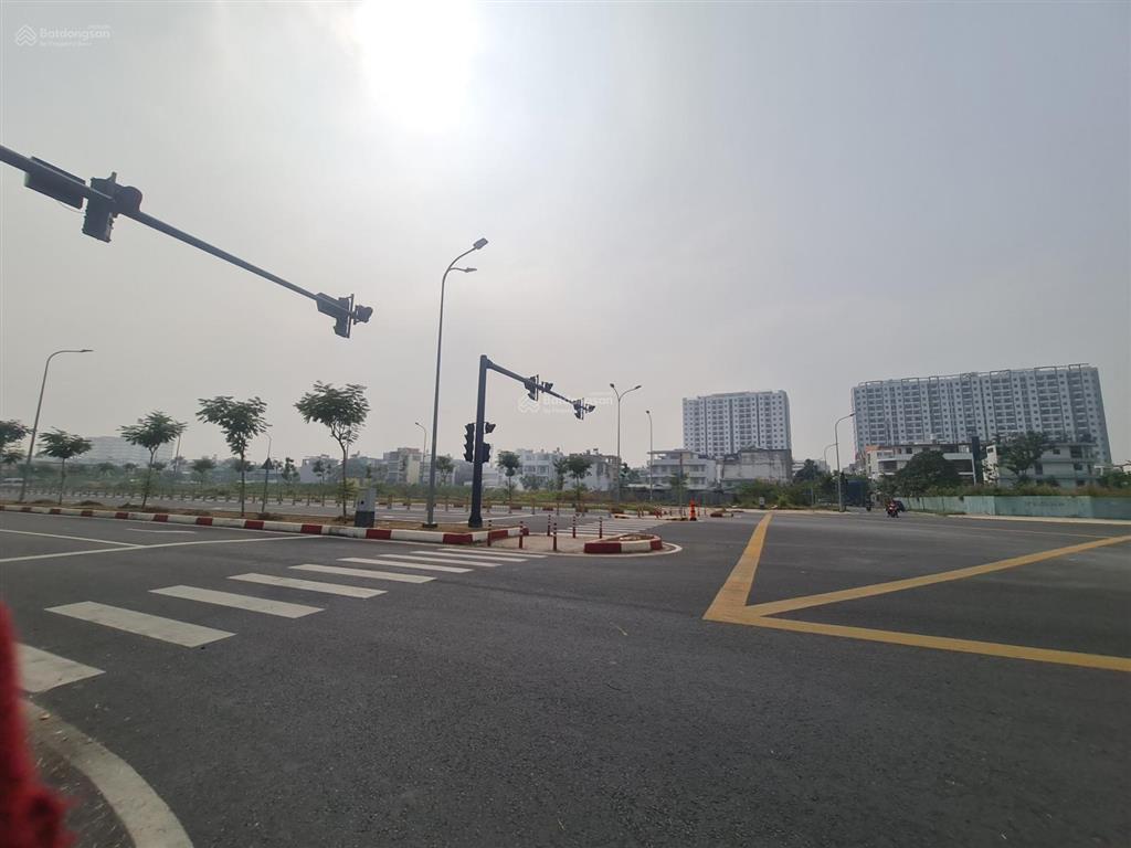 Nhà cấp 4 sát khu 38ha công viên thuận kiều  nhà ga metro số 2  khu đang phát triển mạnh
