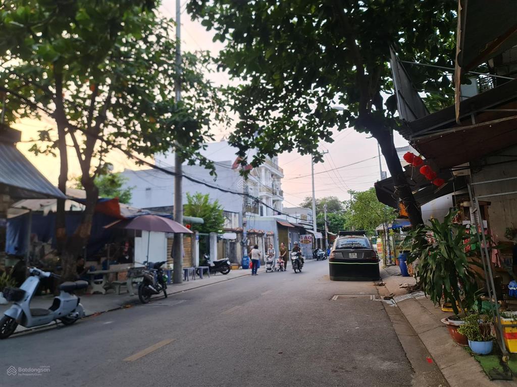 Nhà mặt tiền đường trần thị hè  4x25m có dòng tiền  kinh doanh đa ngành nghề