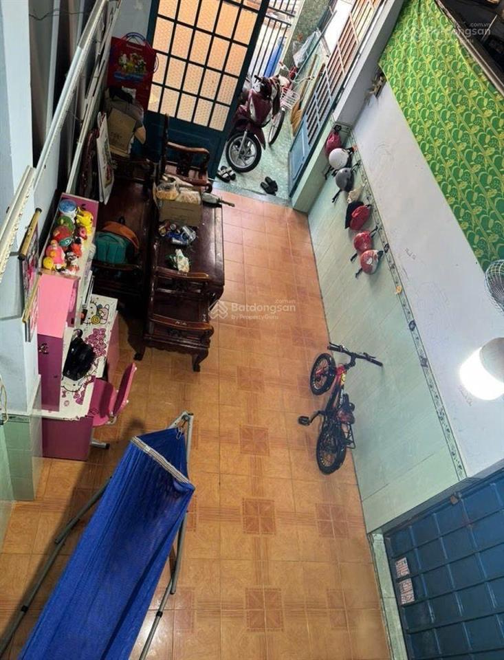 Dãy trọ 11 phòng tân thới nhất  phan văn hớn  sau lưng coopmart phan văn hớn sẵn thu nhập