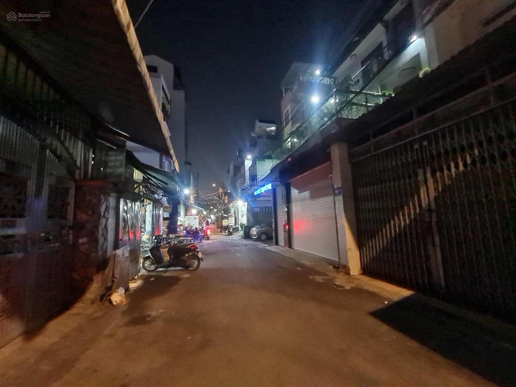 Nhà ngay khu chợ lạc quang 4,2x25m  sát mặt tiền trường chinh  khu kinh doanh sầm uất  xây chdv