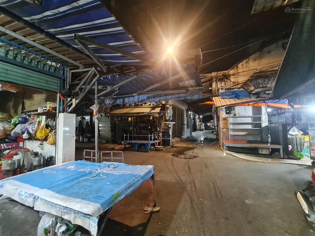 Nhà ngay khu chợ lạc quang 4,2x25m  sát mặt tiền trường chinh  khu kinh doanh sầm uất  xây chdv