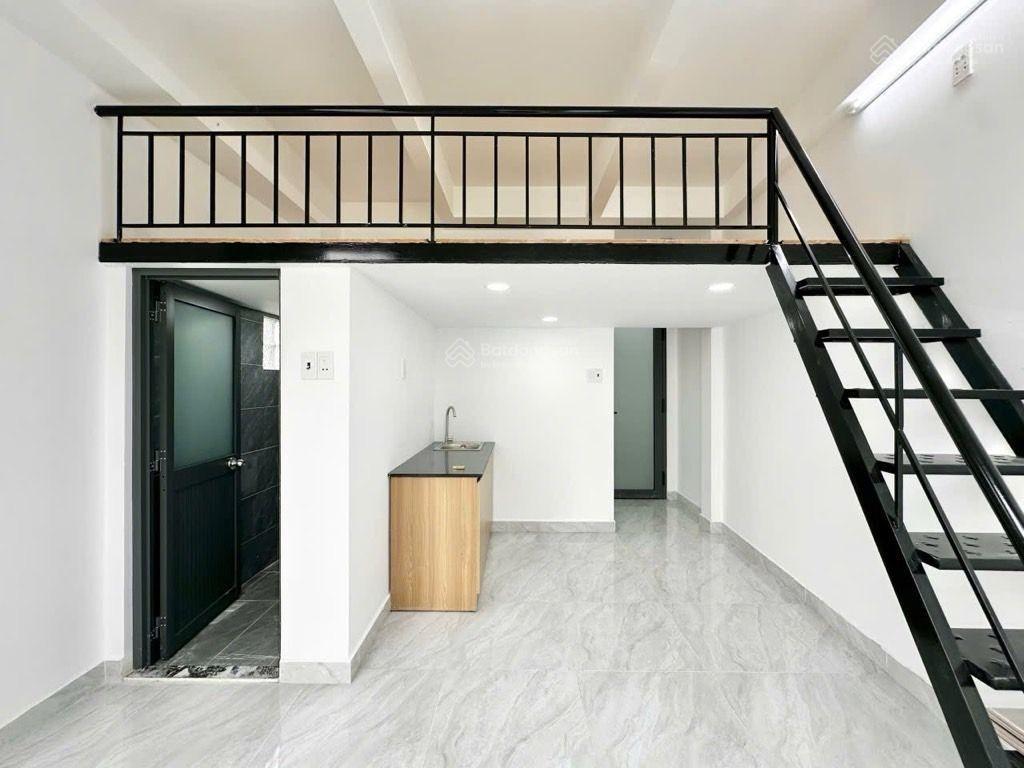 Chdv mặt tiền đường trung mỹ tây  dòng tiền khủng ~ 100tr/ tháng  6 tầng hoàn công đủ