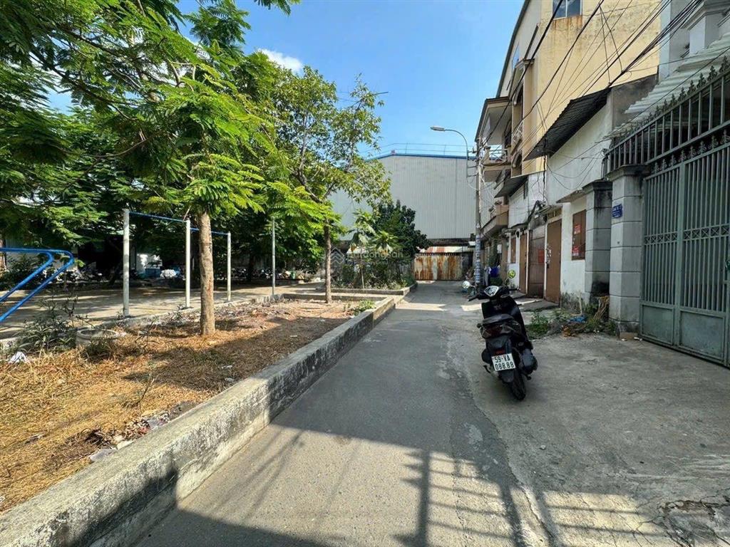 Lô đất 8x19m  kế bên khu 38ha tân thới nhất chỉ hơn 60tr/ m2