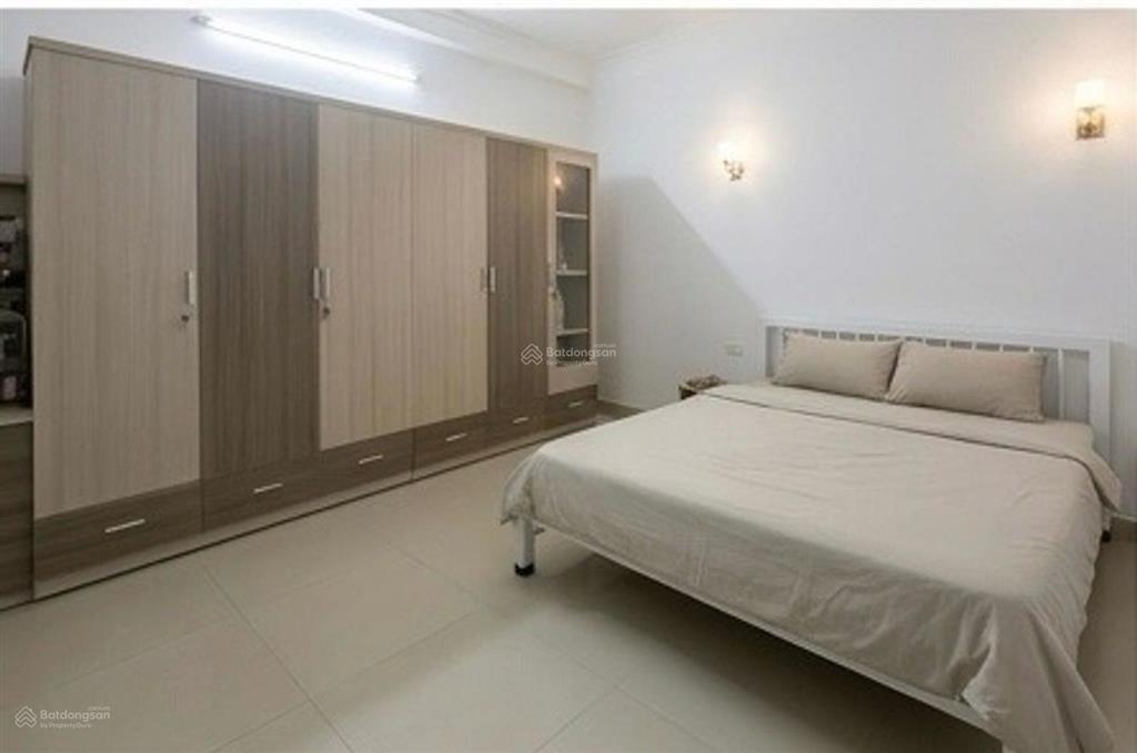 Nhà 3 tầng phan văn hớn  trường chinh cn 80m2  3pn  xe hơi vào nhà