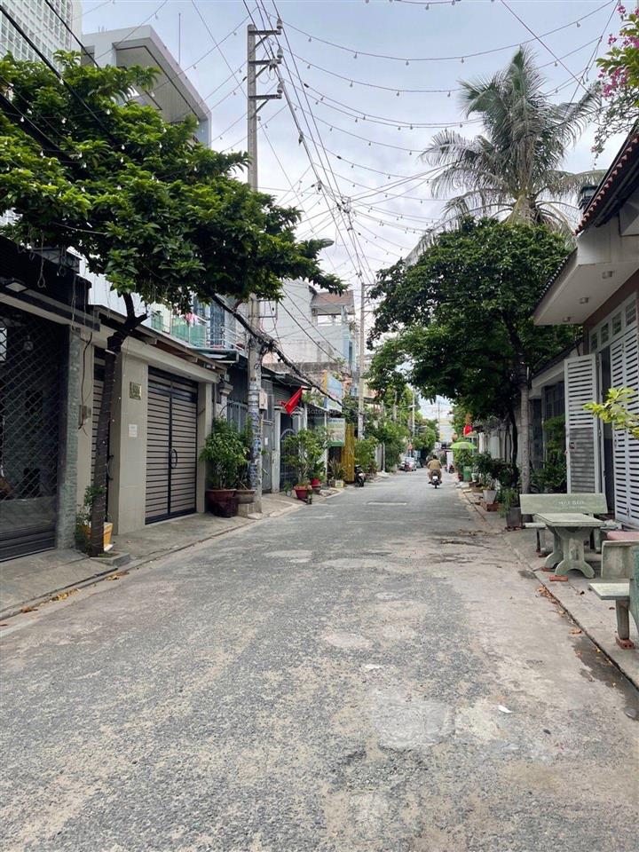 Xưởng trống 6x29m  đường nhánh tân thới nhất 13c  thông phan văn hớn  xây chdv, làm xưởng