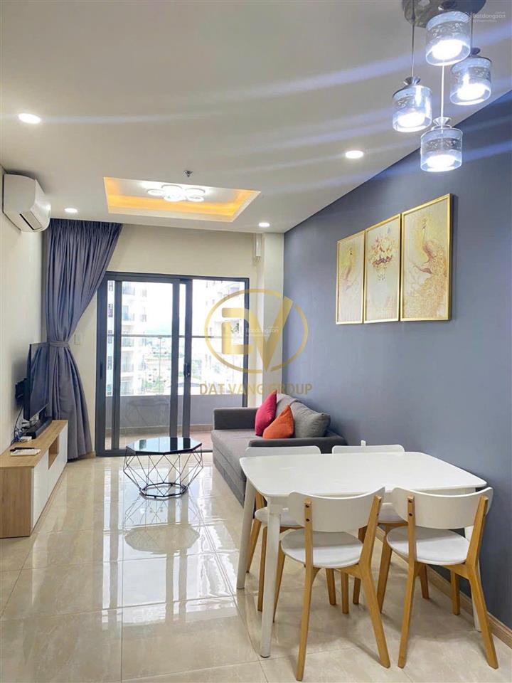 Cho thuê căn hộ 2pn cao cấp monarchy  view đẹp | full nội thất