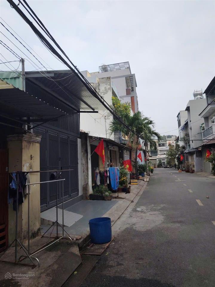 Hxh thoại ngọc hầu, 115m2, 4*28.5m, nhà cấp 4 tiện xây mới , 9.9 tỷ, khu an ninh, đường vào 10m