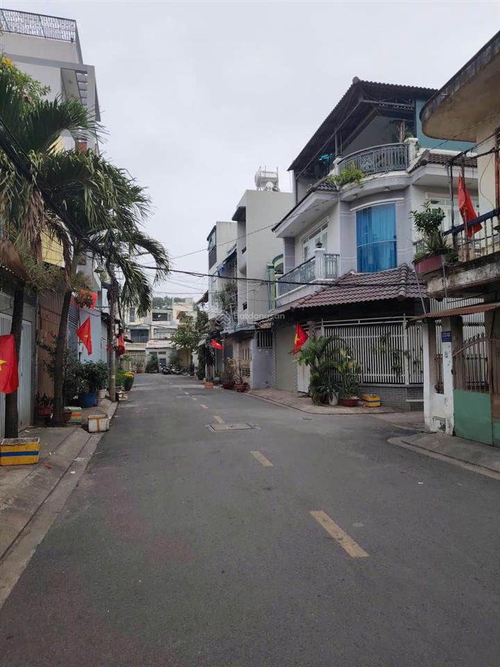 Hxh thoại ngọc hầu, 115m2, 4*28.5m, nhà cấp 4 tiện xây mới , 9.9 tỷ, khu an ninh, đường vào 10m