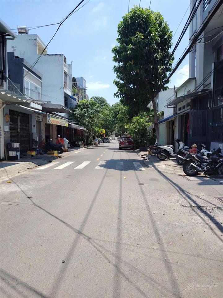 Bán nhà riêng khu tân hương, 75m2, 4*18m, 5 tầng, 5pn4wc, 8.7ty, nhà đẹp, khu an ninh, tiện ích