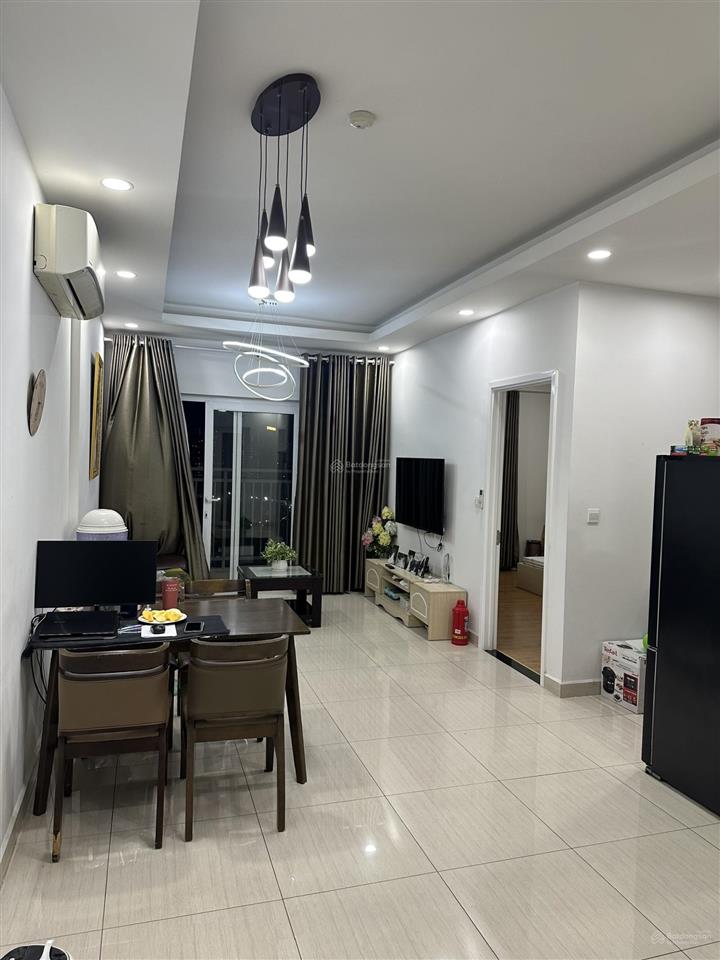 Cần bán căn 2 pn 77m2 3950 triệu full nội thất