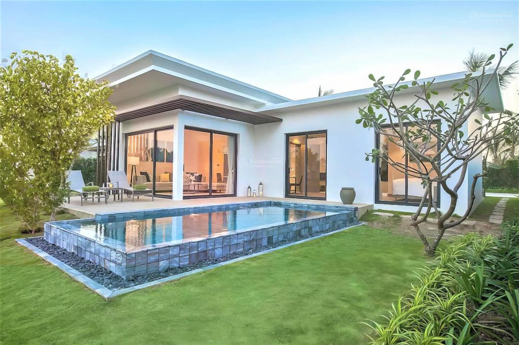 Bán biệt thự the hamptons hồ tràm (melia hồ tràm) full nội thất gia đình, 22 tỷ, 220 m2