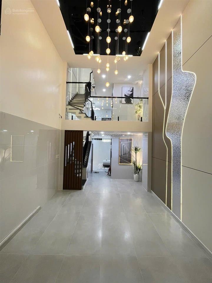 Nhà mới 5 tầng full nội thất thang máy hxh 6m lạc long quân p.3 q.11 43m2 giá tốt 8.4tỷ