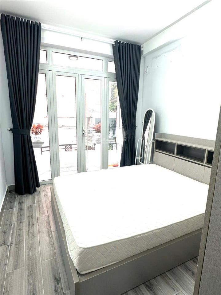 Nhỉnh 6 tỷ sở hữu ngay nhà mới keng, 3 tầng hxh 4pnnguyễn cảnh chân tt quận 1