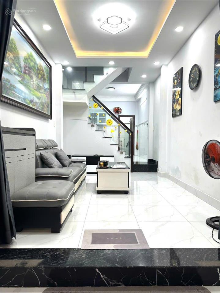 Nhỉnh 6 tỷ sở hữu ngay nhà mới keng, 3 tầng hxh 4pnnguyễn cảnh chân tt quận 1