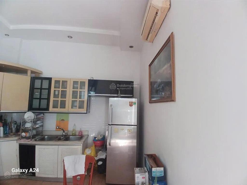 Nhỉnh 13 tỷ  nhà đẹp 3 mặt tiền ngang khủng 7,2m  ngay viện hành chính quôc gia tt quận 10( 3/2)