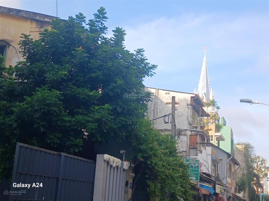 Quận 1  ngay nhà thờ tân định  nhà đẹp 5 tầng  2 mặt tiền hxt thông 58m² vuông vức a4 18,6 tỷ